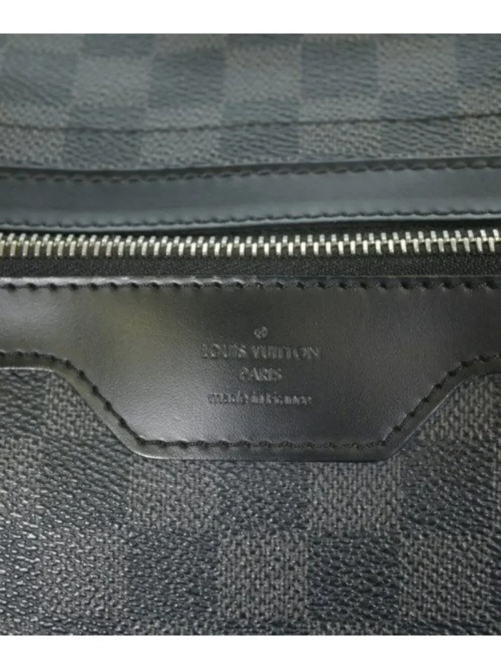 Louis Vuitton Messenger Bag